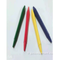 12 Crayons de triangle en plastique en plastique